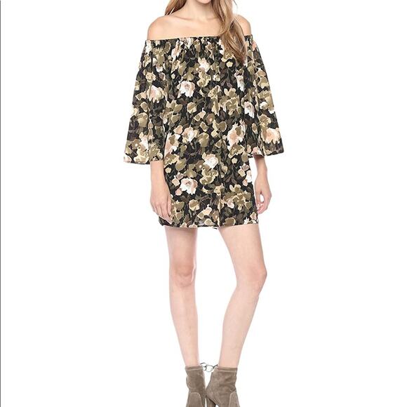 French Connection Adeline Dream Off the Shoulder Dress NEW Size Small - Picture 1 of 11